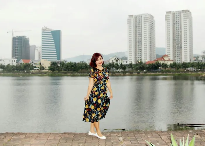 Sea And Mountain Home Lodge Ha Long